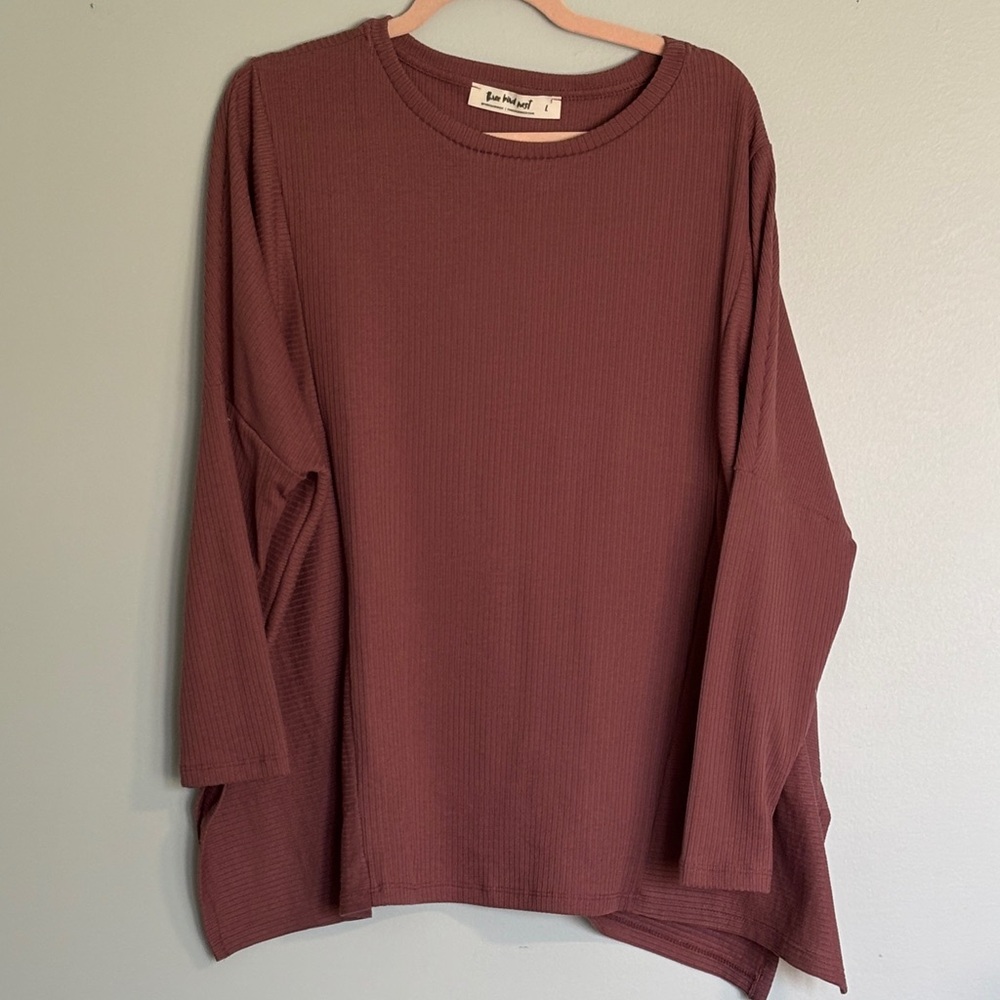 Three Bird Nest Ribbed Long Sleeve Top in Burgundy